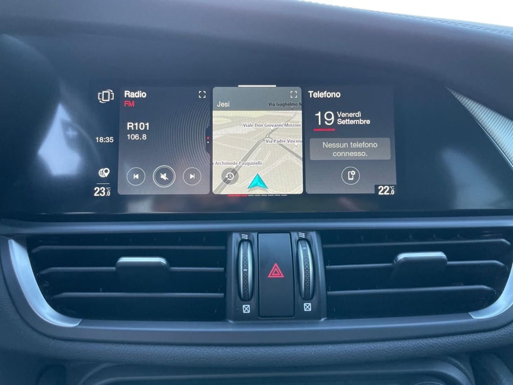 Alfa Romeo Giulia usata a Ancona (15)