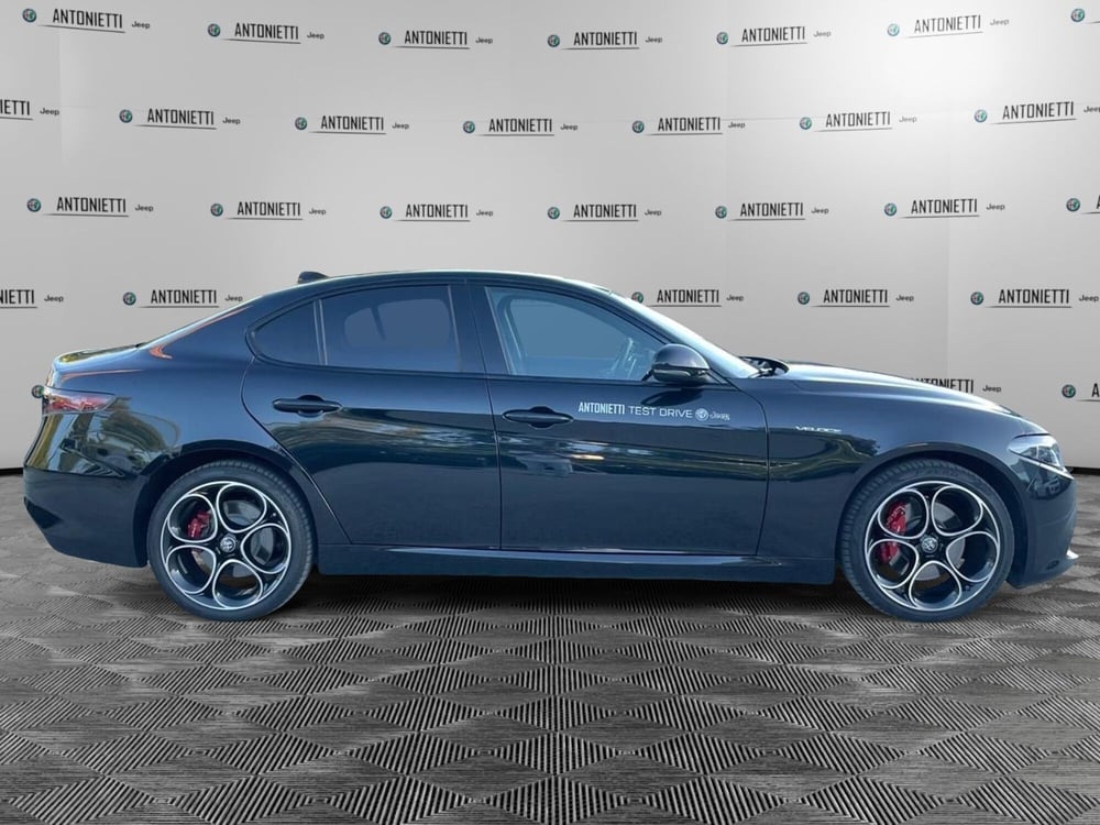 Alfa Romeo Giulia usata a Ancona (4)