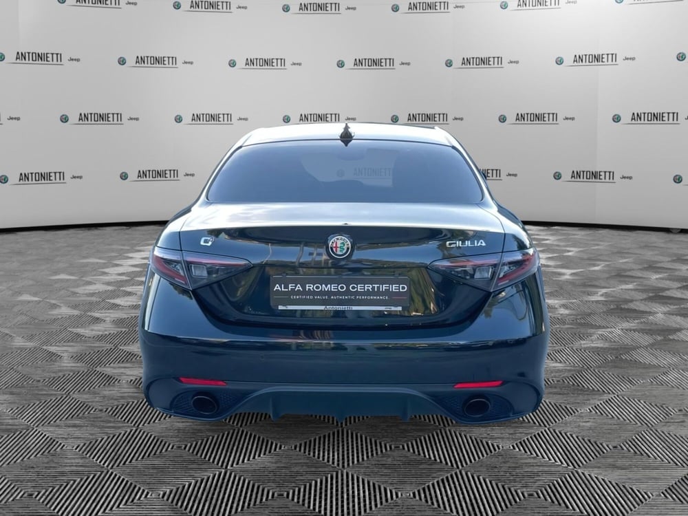 Alfa Romeo Giulia usata a Ancona (6)