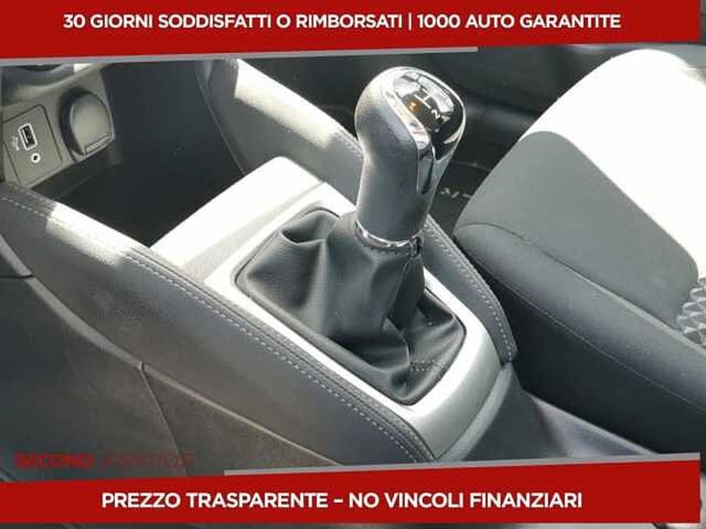 Nissan Micra usata a Chieti (19)