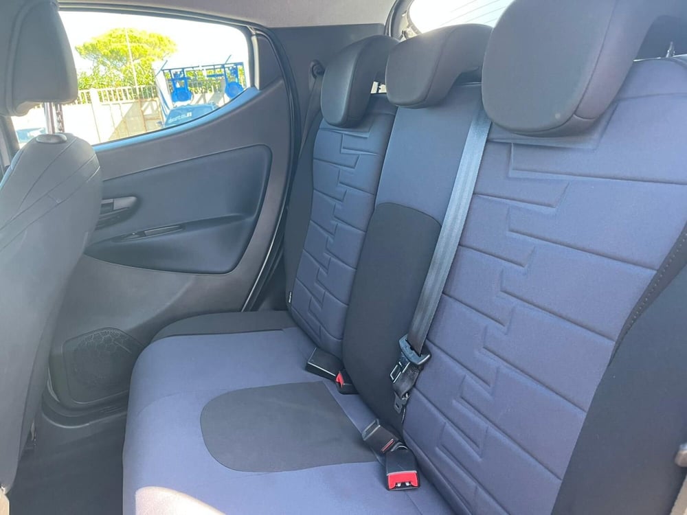Lancia Ypsilon usata a Lucca (12)