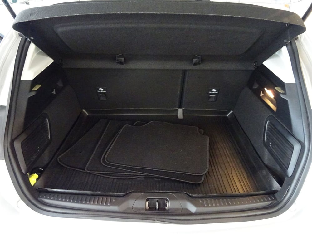 Ford Focus usata a Lucca (18)