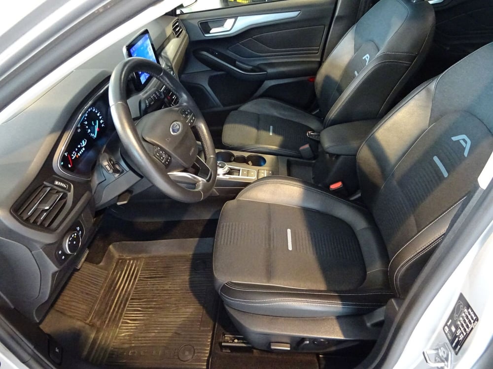Ford Focus usata a Lucca (9)