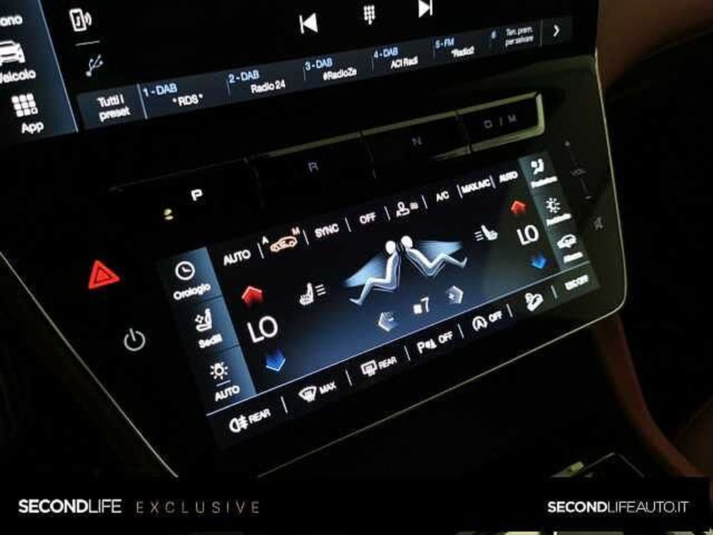 Maserati Grecale usata a Chieti (17)