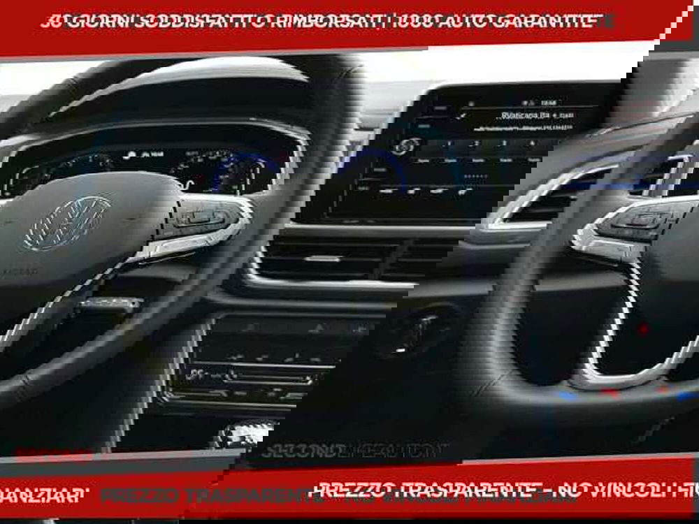 Volkswagen T-Roc nuova a Chieti (10)