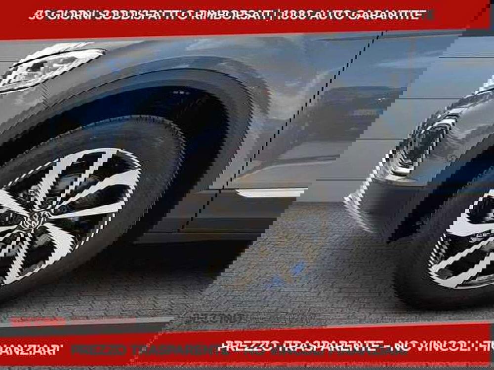 Volkswagen T-Roc nuova a Chieti (6)