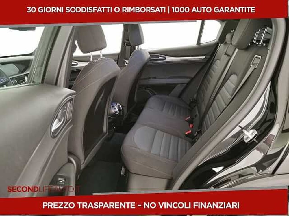 Alfa Romeo Stelvio usata a Chieti (6)