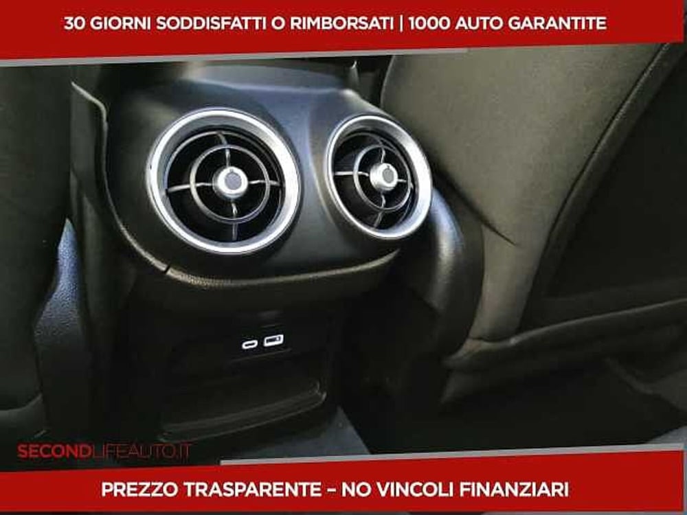 Alfa Romeo Stelvio usata a Chieti (9)