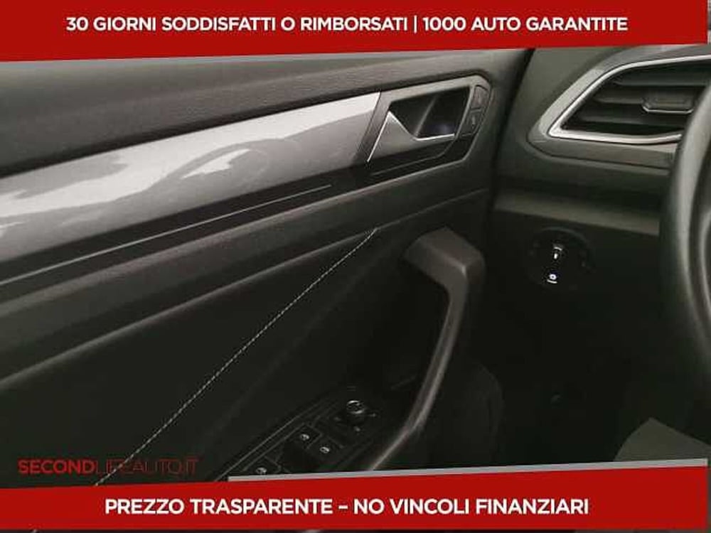 Volkswagen T-Roc usata a Chieti (17)