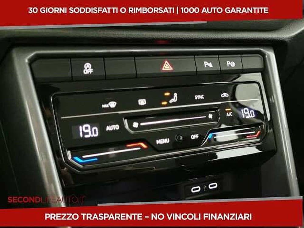 Volkswagen T-Roc usata a Chieti (19)