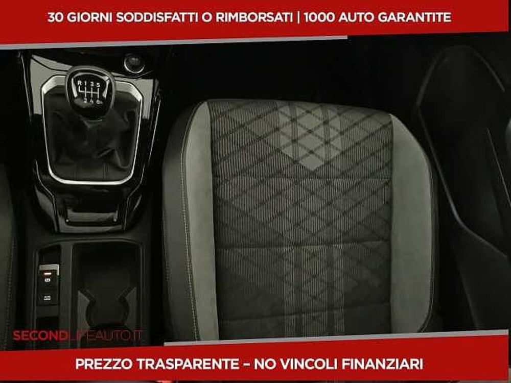 Volkswagen T-Roc usata a Chieti (18)