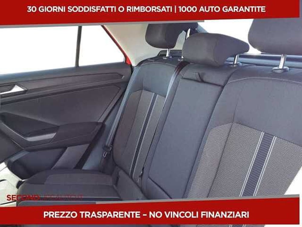 Volkswagen T-Roc usata a Chieti (18)