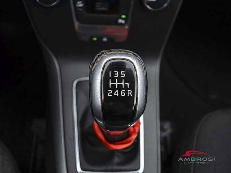 Volvo V40 usata a Perugia (18)