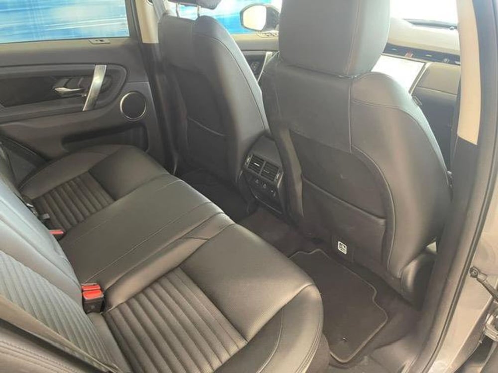Land Rover Discovery Sport usata a Venezia (5)