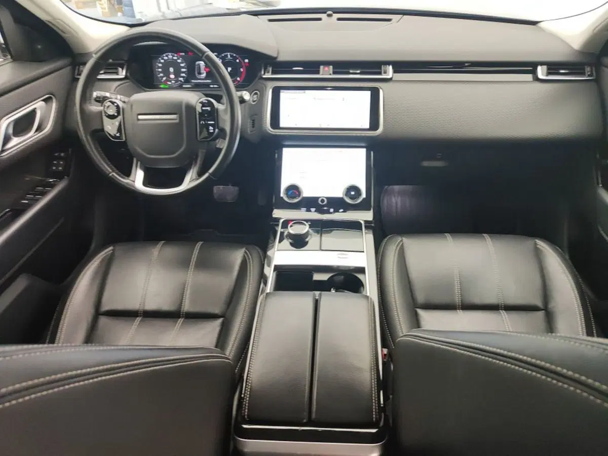 Land Rover Range Rover Velar usata a Ragusa (12)