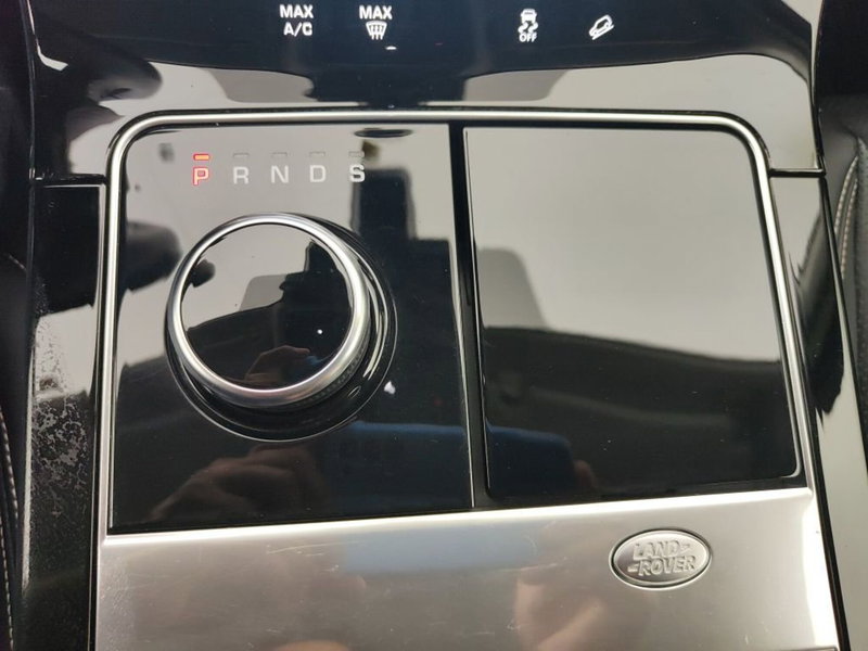 Land Rover Range Rover Velar usata a Ragusa (18)