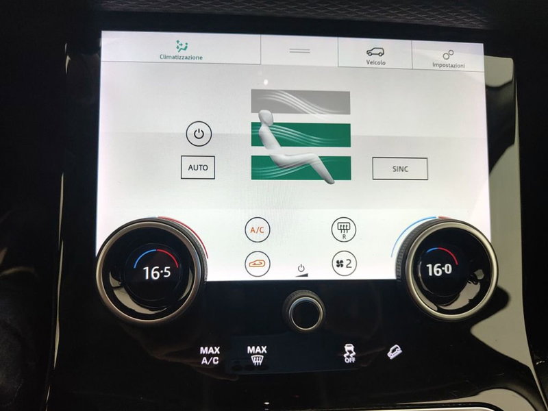 Land Rover Range Rover Velar usata a Ragusa (19)