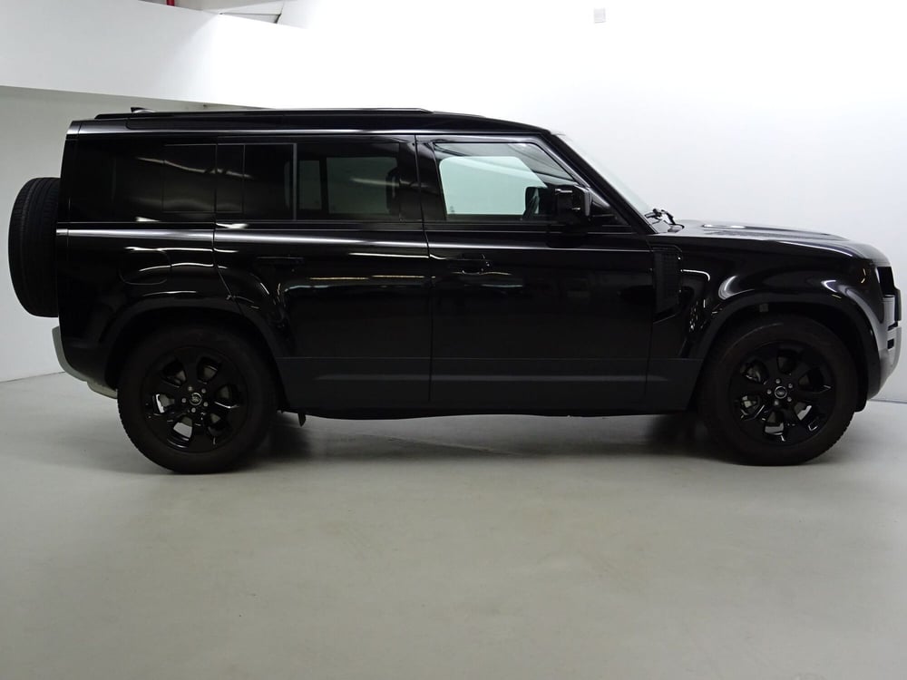 Land Rover Defender usata a Como (6)