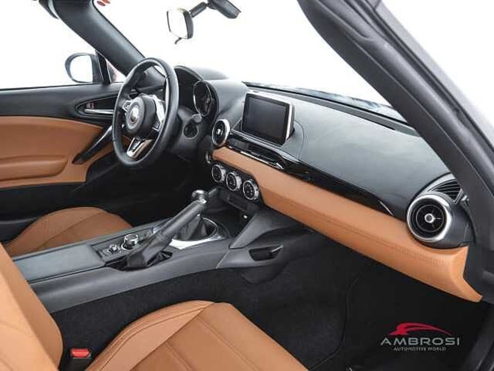 Fiat 124 spider usata a Viterbo (11)