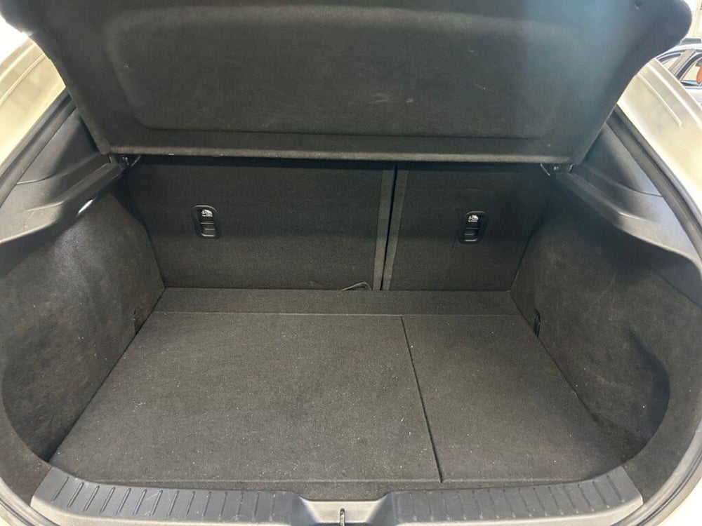 Mazda CX-30 usata a Verona (12)