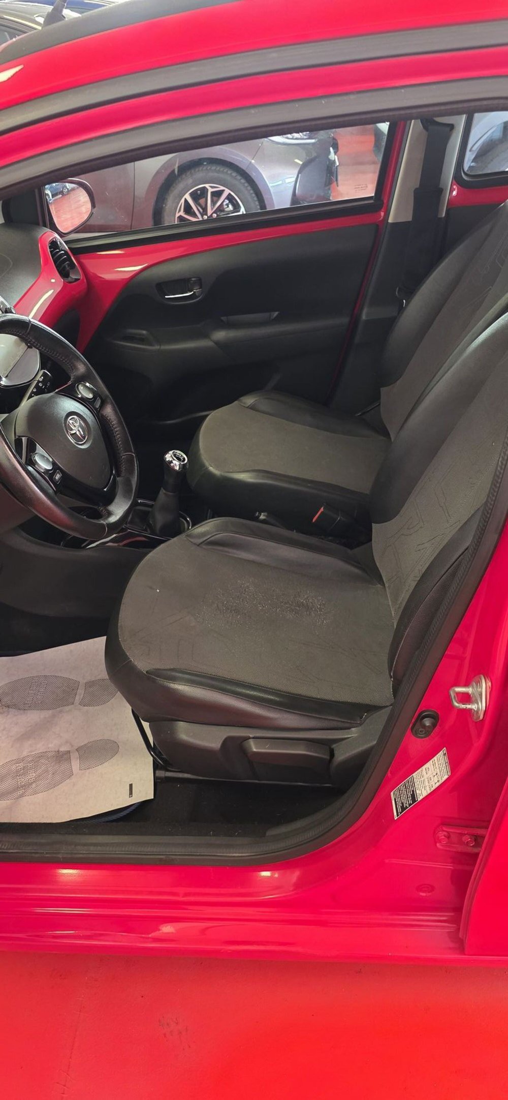 Toyota Aygo usata a Messina (7)
