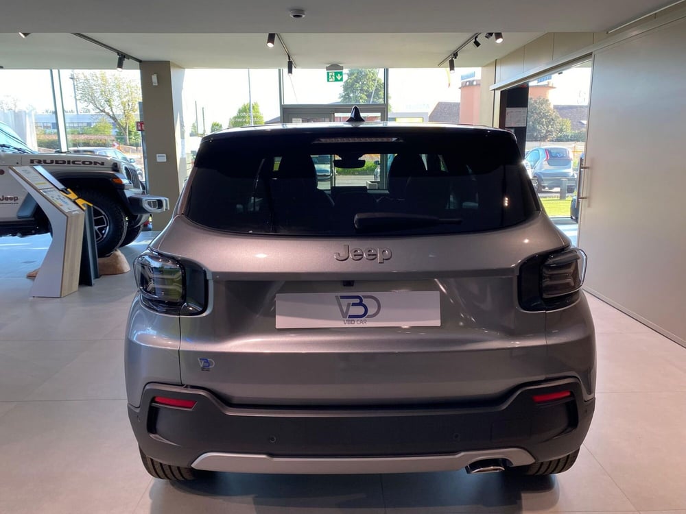 Jeep Avenger nuova a Milano (4)