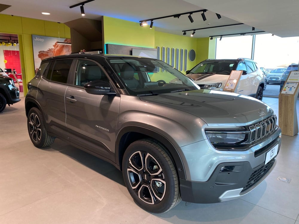 Jeep Avenger nuova a Milano (6)