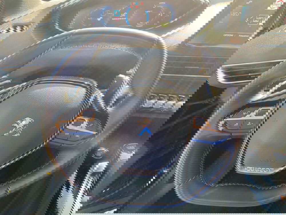 Peugeot 3008 usata a Milano (13)