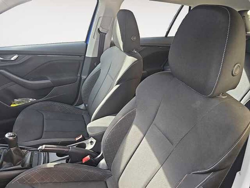 Skoda Kamiq usata a Lecco (13)