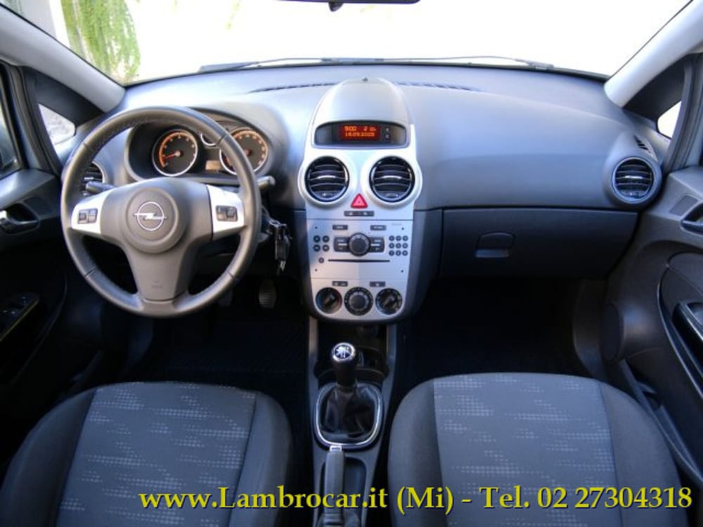 Opel Corsa usata a Milano (2)