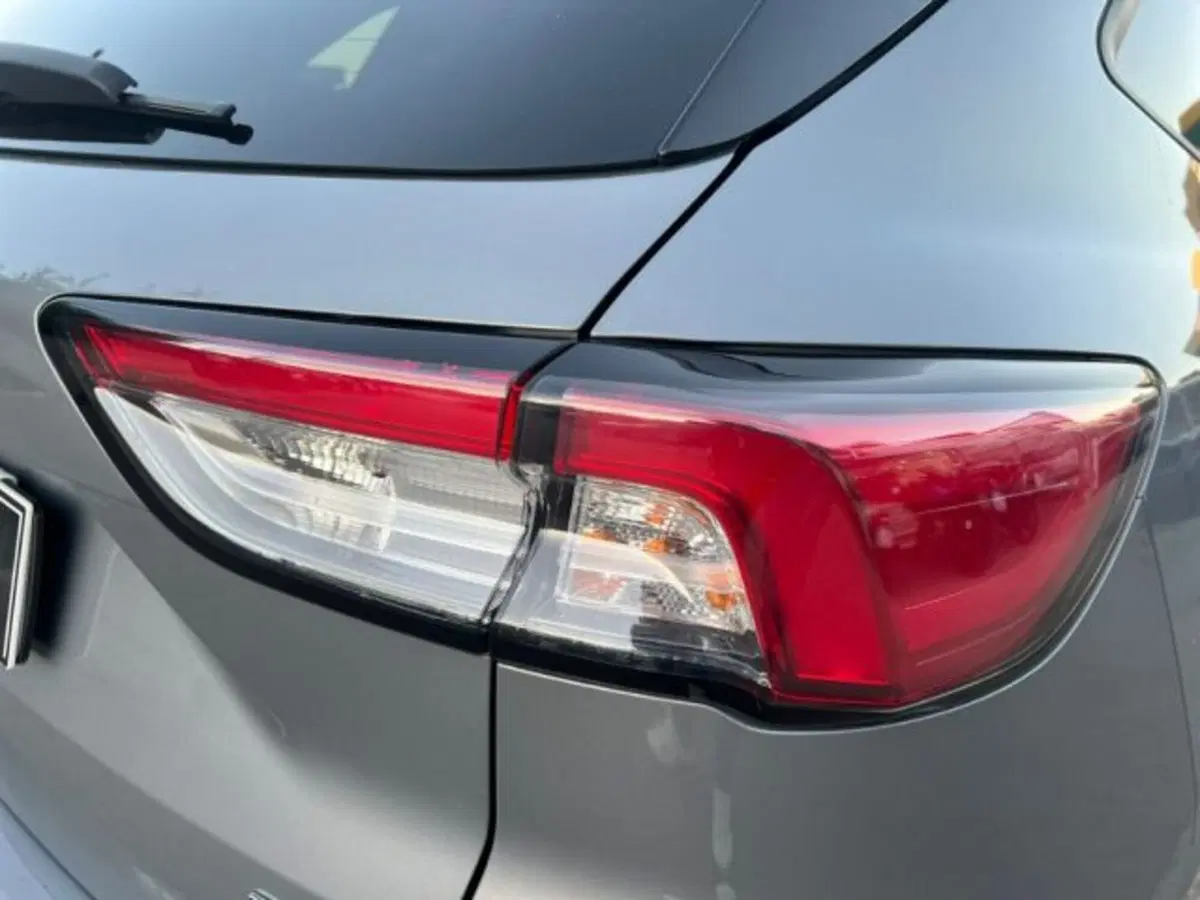 Ford Kuga usata a Lecce (9)