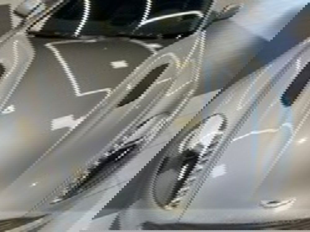 Aston Martin DBS usata a Udine (13)