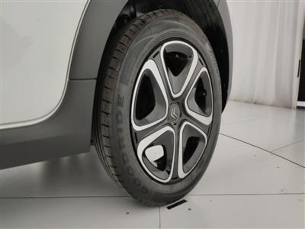 Citroen C3 usata a Bari (12)
