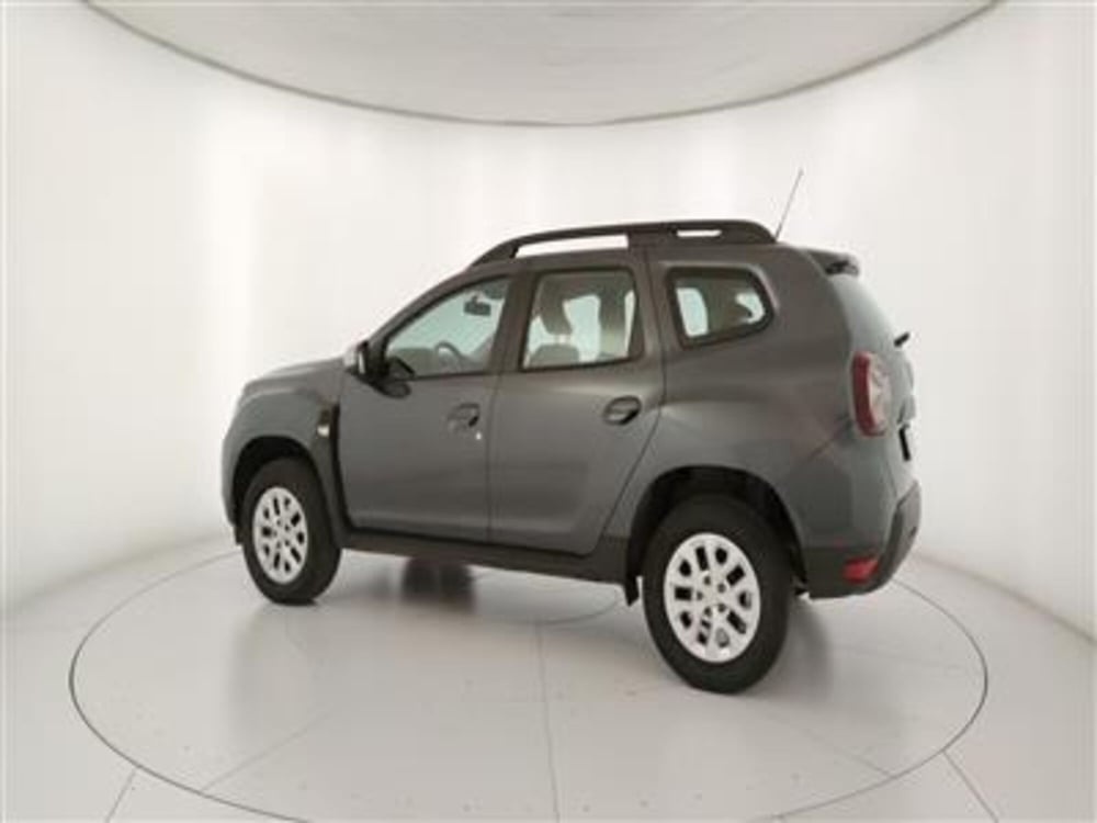 Dacia Duster usata a Bari (4)