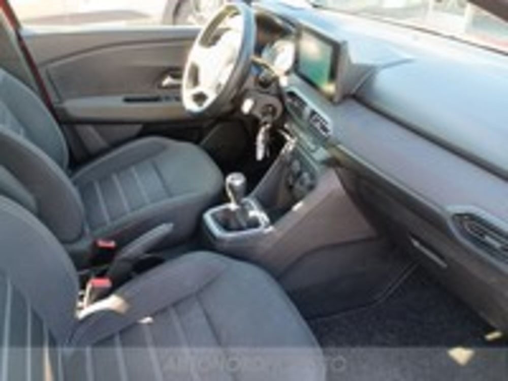 Dacia Sandero usata a Udine (11)