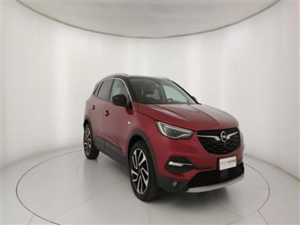 Opel Grandland X usata a Bari (11)