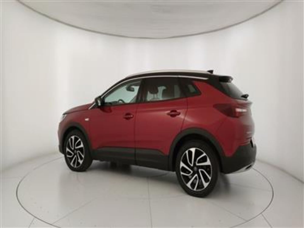 Opel Grandland X usata a Bari (4)