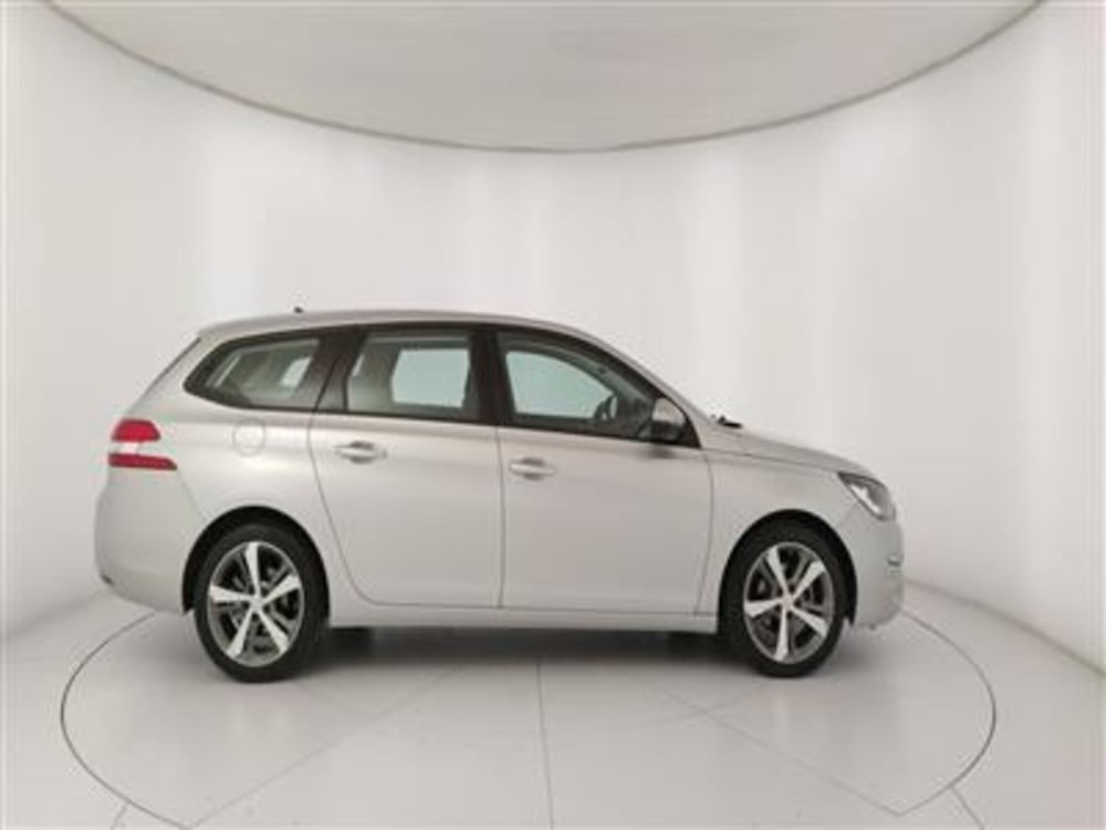 Peugeot 308 SW usata a Bari (9)