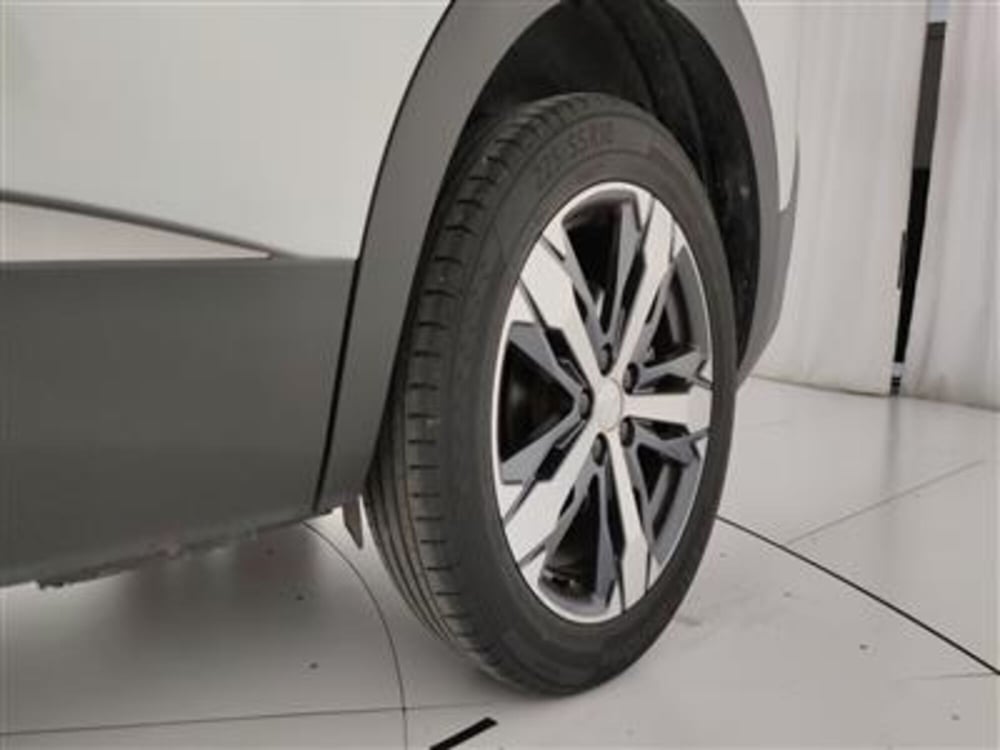 Peugeot 5008 usata a Bari (12)