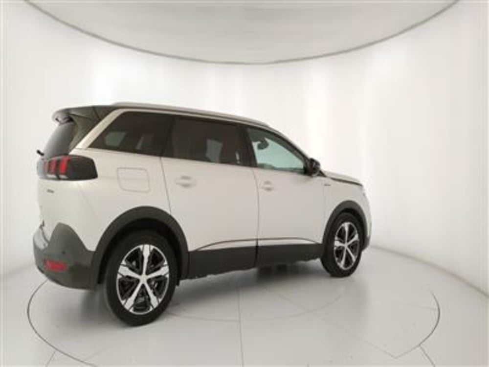 Peugeot 5008 usata a Bari (8)