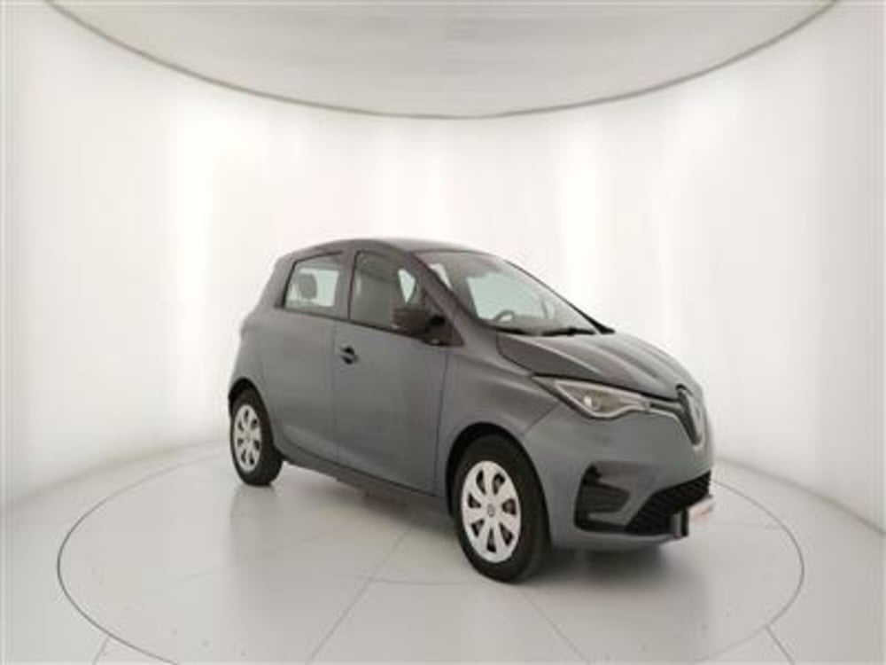 Renault Zoe usata a Bari (11)