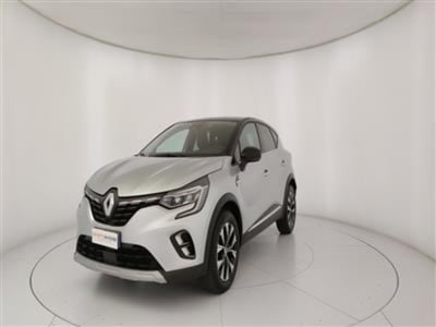 Renault Captur 1.0 tce Techno 90cv del 2024 usata a Bari