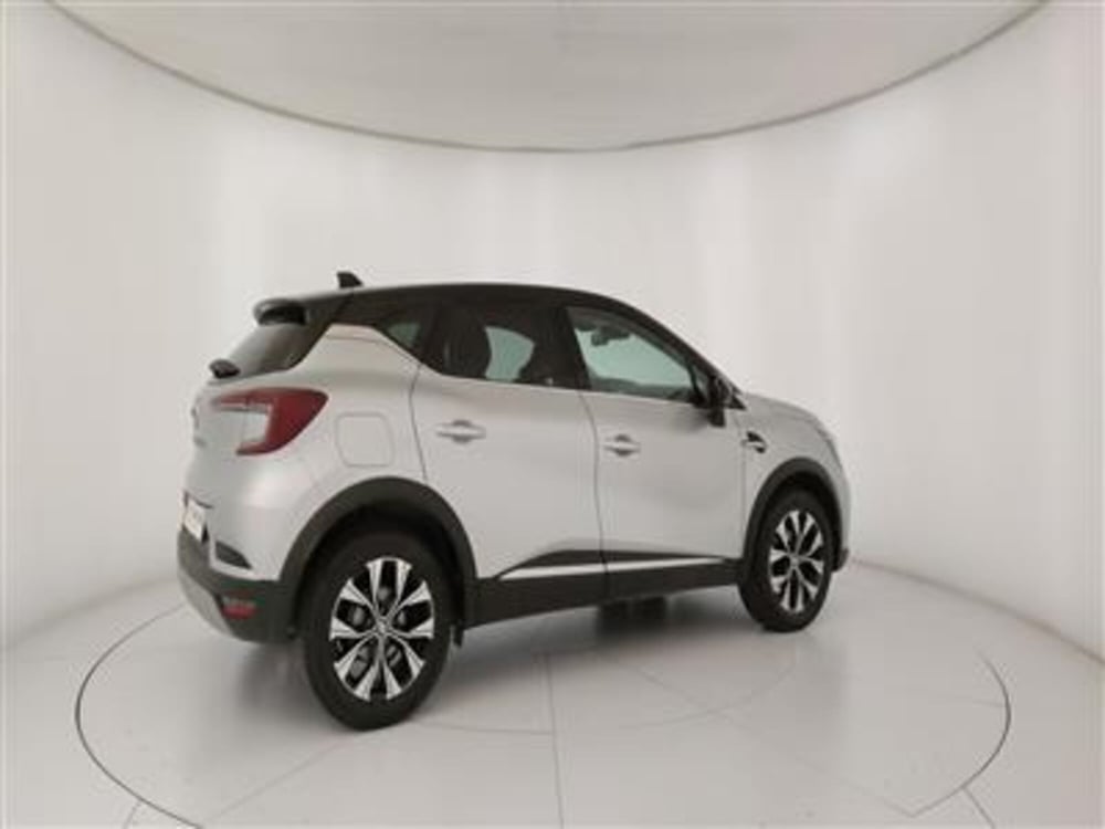 Renault Captur usata a Bari (8)