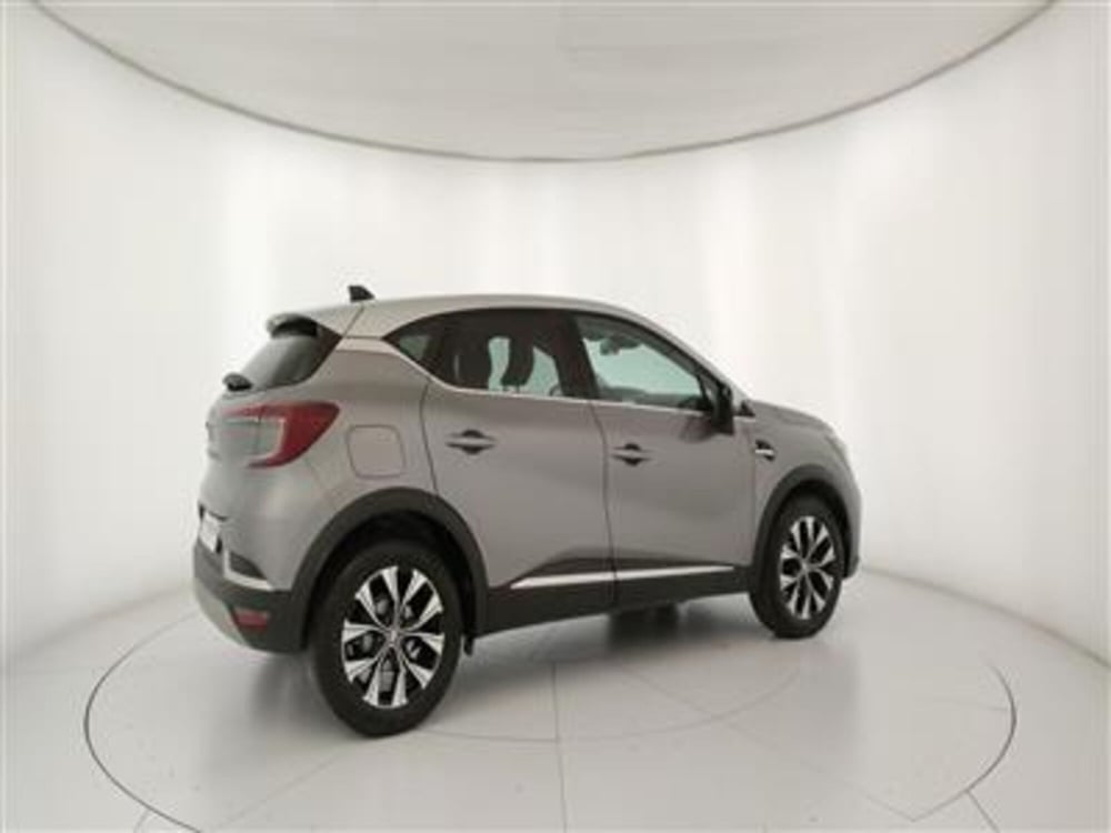 Renault Captur usata a Bari (8)