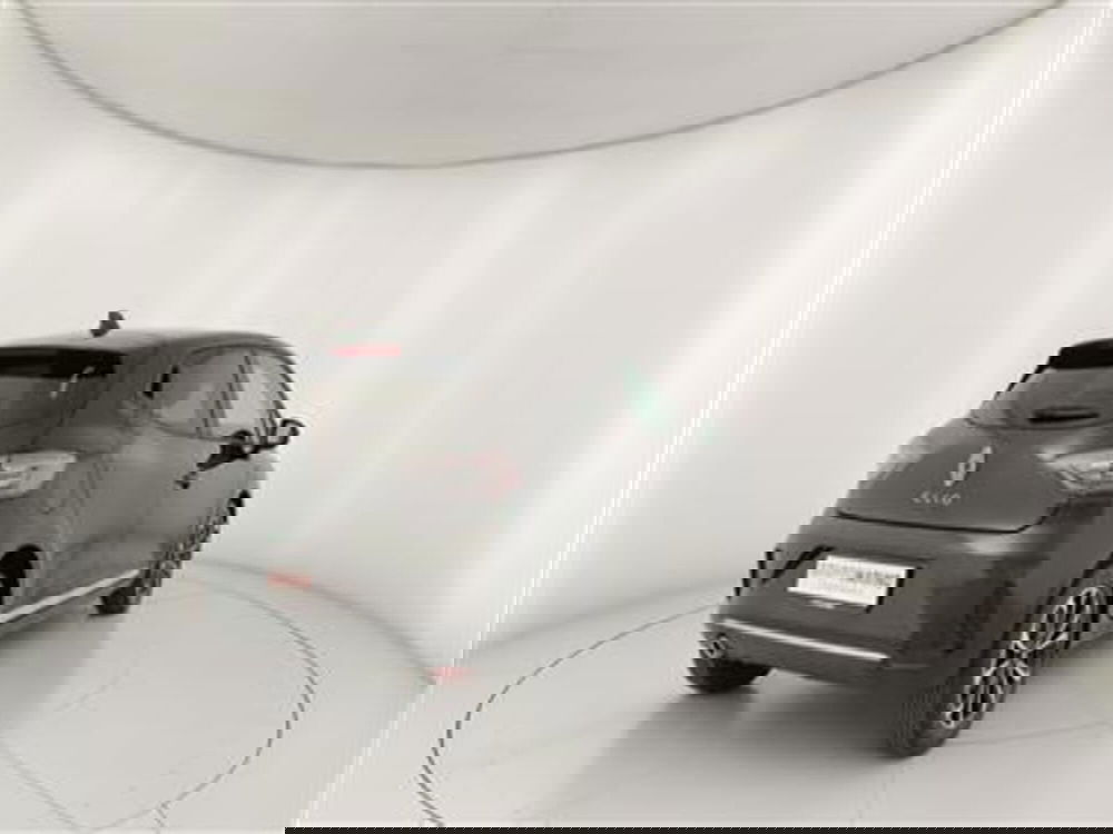 Renault Clio nuova a Bari (7)