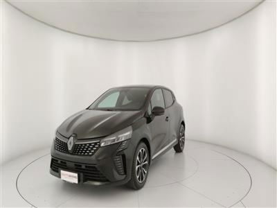Renault Clio 1.0 tce Techno 90cv nuova a Bari