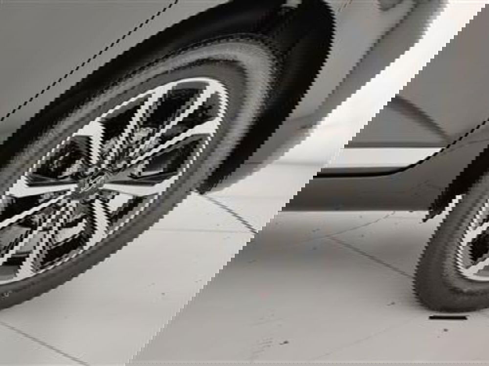 Renault Clio nuova a Bari (12)