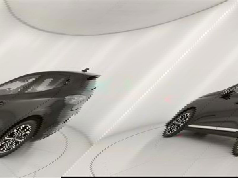 Renault Clio nuova a Bari (4)