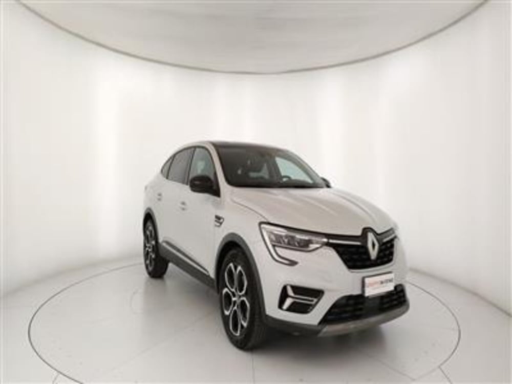 Renault Arkana usata a Bari (11)