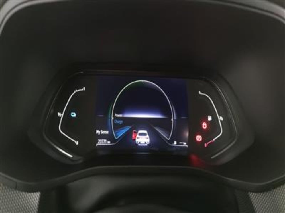 Renault Arkana usata a Bari (14)